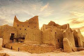 ابدي رايي حول ابرز المعالم السياحية في المملكة العربية السعودية